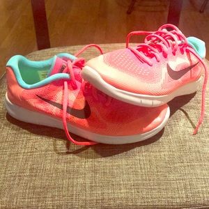 Brand new Nike Free neons